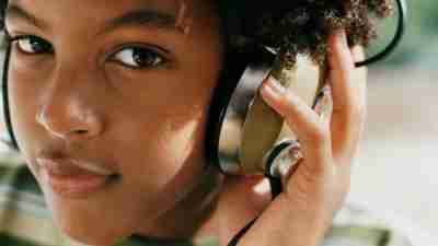 A person with ADHD listens to music to focus